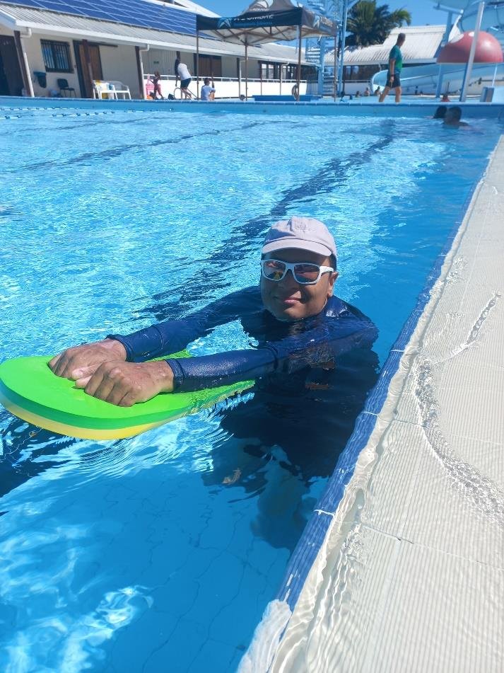 Séance de natation accompagnée à la piscine
